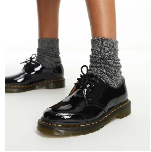Dr. Martens 1461 Oxford Black Patent Leather With Yellow Stitching Sz 41 / US 9 - Picture 2 of 8